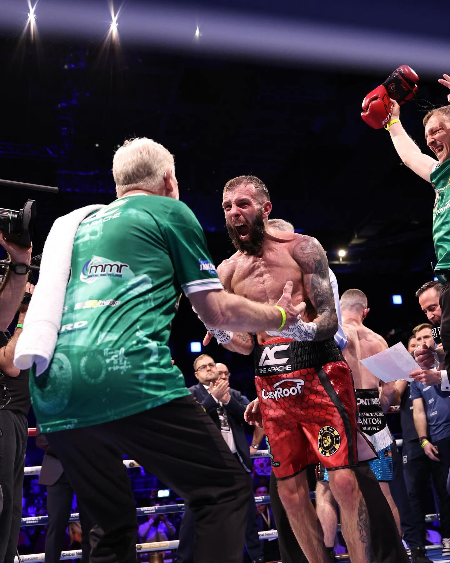 The "Andronicus" Does It Again: Cacace Outpoints Dickens to Capture WBA Gold in Dublin