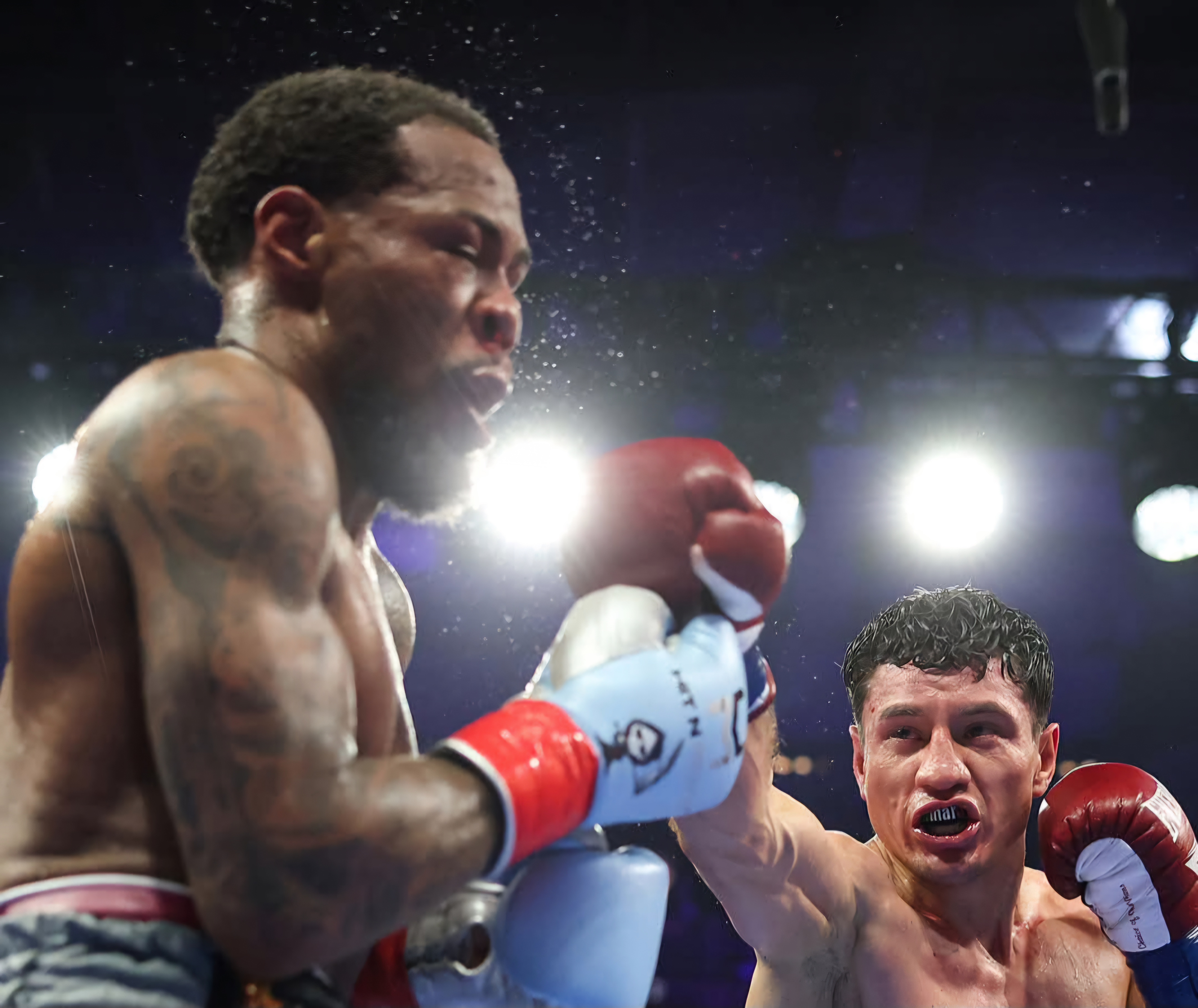 New Champion! William Zepeda Defeats Lamont Roach Jr for WBC Belt